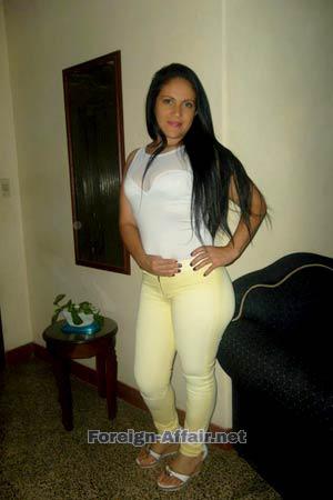 156380 - Nereida Maria Age: 54 - Colombia