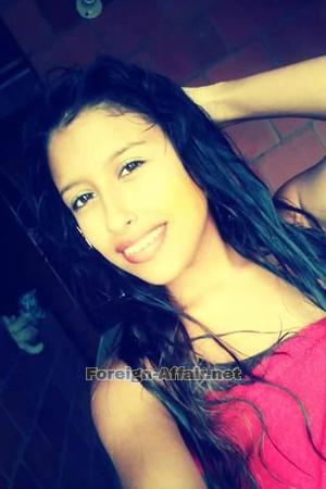 156922 - Paula Age: 29 - Colombia