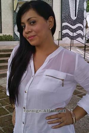 169629 - Sandra Age: 46 - Colombia