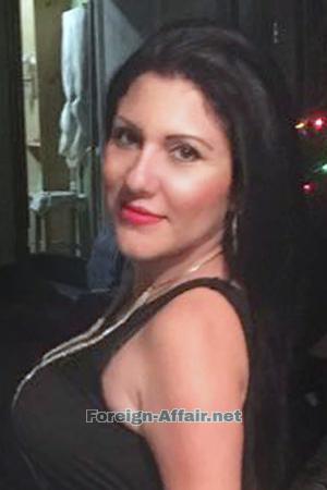 173735 - Katherine Age: 43 - Costa Rica