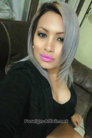 176040 - Joselyn Age: 41 - Costa Rica