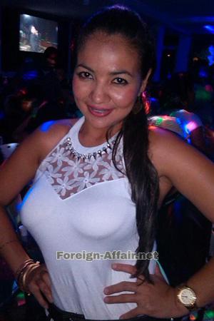 176819 - Laura Age: 39 - Colombia