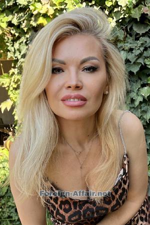 183383 - Ella Age: 51 - Ukraine