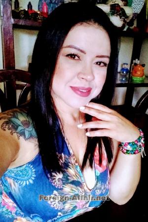 185019 - Yenny Age: 42 - Colombia