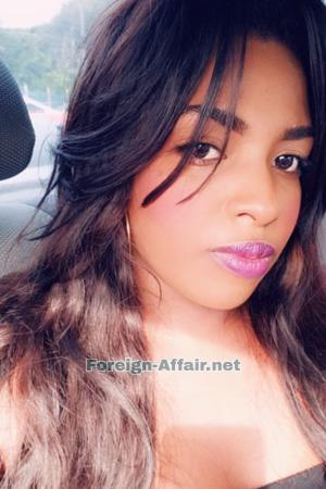 188167 - Laura Age: 30 - Colombia