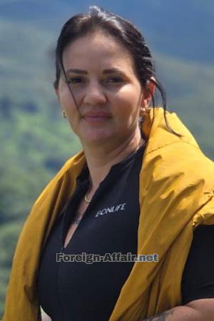 195141 - Andrea Age: 40 - Costa Rica