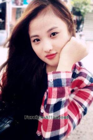 195827 - Thi Lan Huong Age: 32 - Vietnam