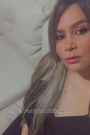 199521 - Yuri Age: 41 - Colombia