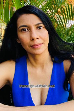 200279 - Greys Age: 47 - Colombia