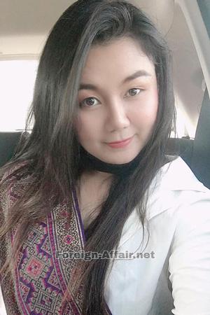 202318 - Chutikarn Age: 40 - Thailand