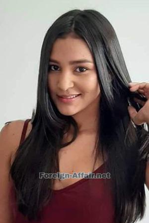 203655 - Kiara Age: 28 - Colombia