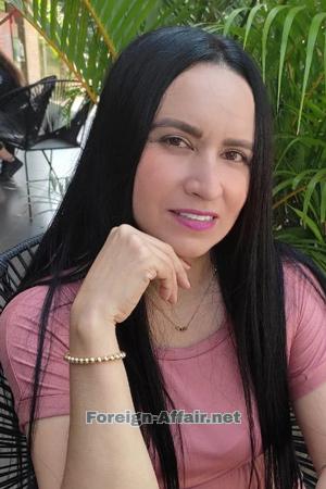 204198 - Jessenia Age: 49 - Colombia