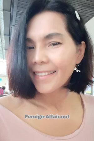 205261 - Phatchareeya Age: 55 - Thailand