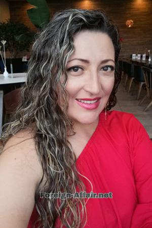 205749 - Yasmin Aleyda Age: 44 - Colombia