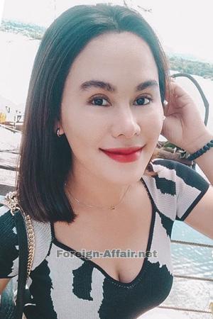 206932 - Neeranuch Age: 35 - Thailand