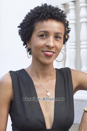 209971 - Diana Age: 32 - Colombia