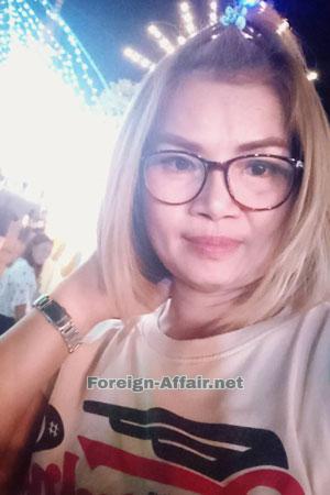 211652 - Jinnapa Age: 53 - Thailand