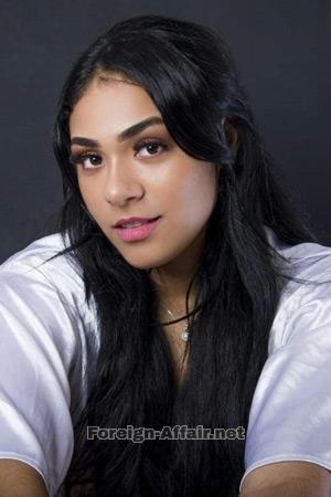 211862 - Alejandra Age: 26 - Colombia