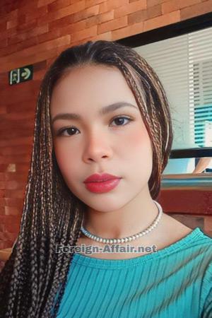 212025 - Ana Age: 23 - Colombia