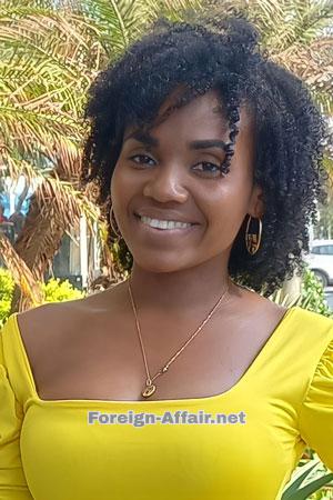 212765 - Dayanis Age: 31 - Colombia