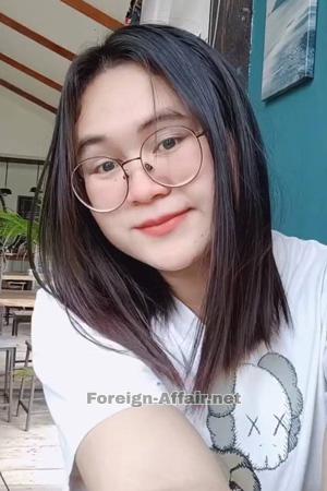 213372 - Arrada Age: 25 - Thailand