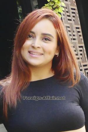 216630 - Beatriz Age: 31 - Colombia