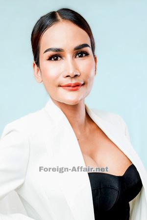 217536 - Wannarot (Ann) Age: 41 - Thailand