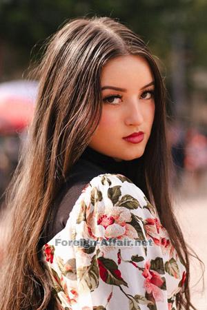 218639 - Luzly Age: 23 - Colombia