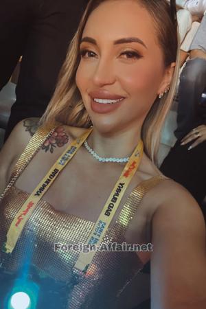 218944 - Alma Age: 32 - Costa Rica