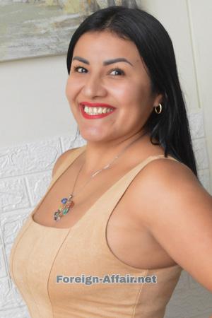 220225 - Gladys Age: 41 - Peru