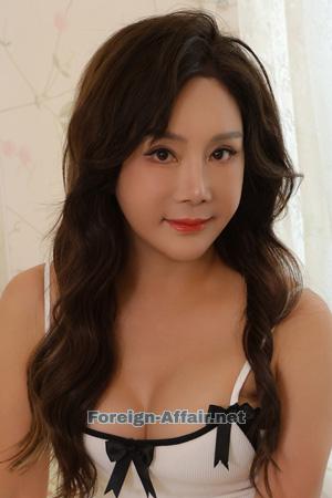220261 - lsabella Age: 54 - China