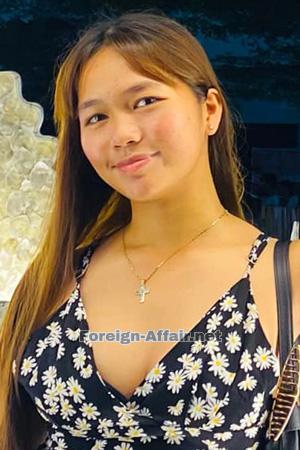 221625 - Mica Age: 22 - Philippines