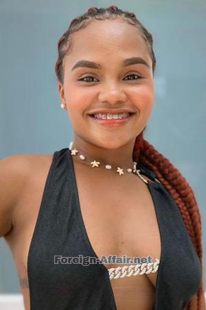 223188 - Zaray Age: 19 - Colombia