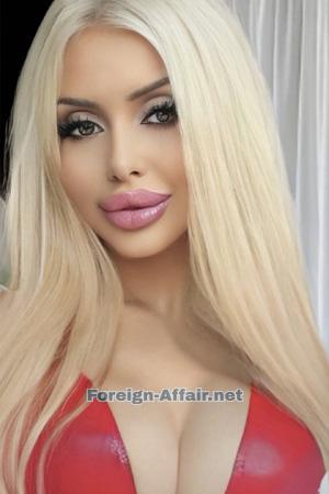 223513 - Viktoriia Age: 27 - Ukraine