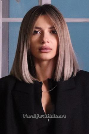 224208 - Alla Age: 31 - Ukraine