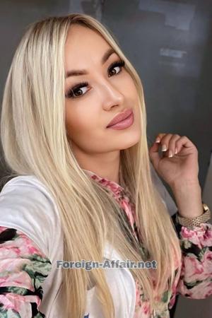 224252 - Svetlana Age: 35 - Ukraine
