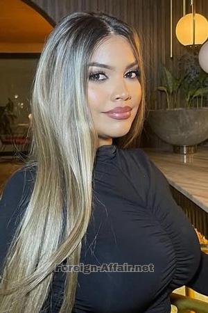 225097 - Yarimar Age: 31 - Colombia