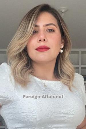 225852 - Dina Age: 33 - Colombia