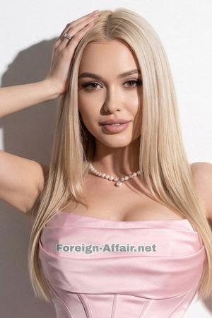 227070 - Sandra Age: 19 - Ukraine